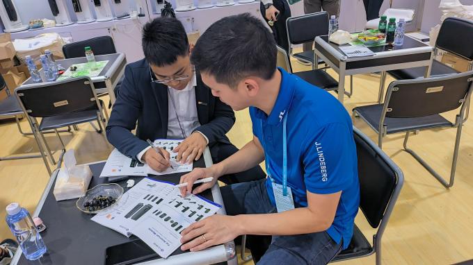 Liliwise 지문 RFID 카드 방수 도어락 조절 가능한 WiFi BLE Tuya Ttlock 스마트 실린더 락 (오래된 기계식 잠금 장치 교체용) 13